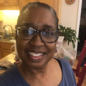 Meet your Posher, Lisa